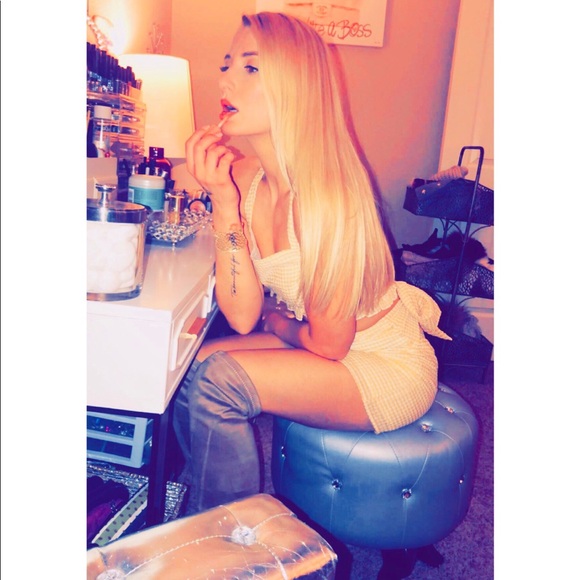 Meet your Posher, Allesa - Picture 6 of 8